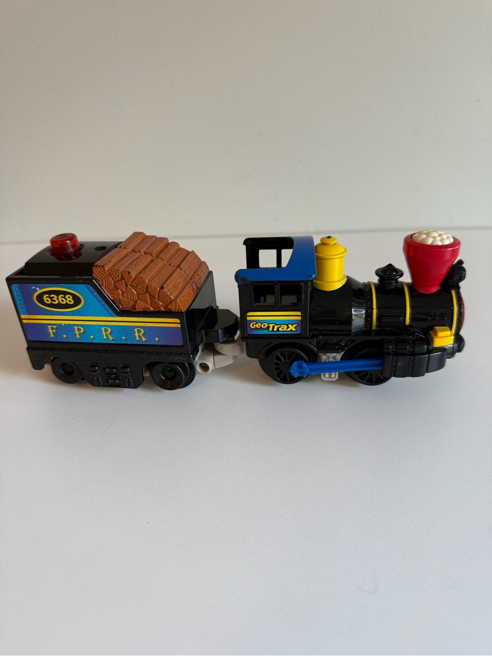 Fisher-Price GeoTrax F.P.R.R. 6368 Timbertown Steam Engine Tender Works